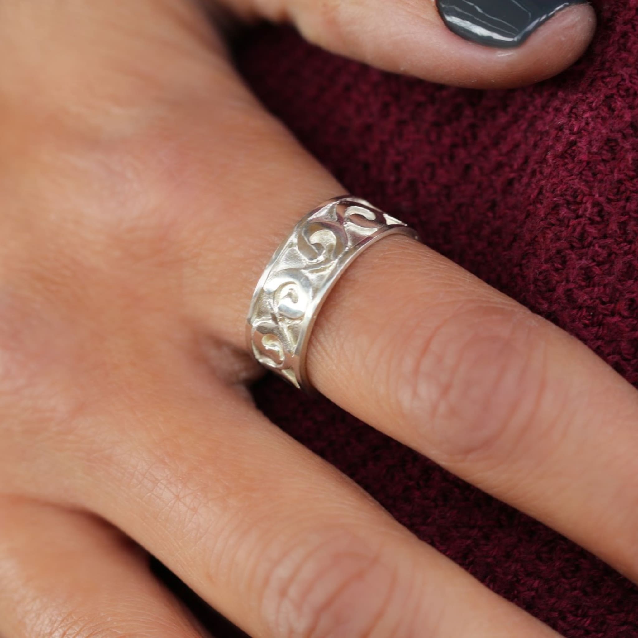 925 Sterling Silver Vintage Band Ring