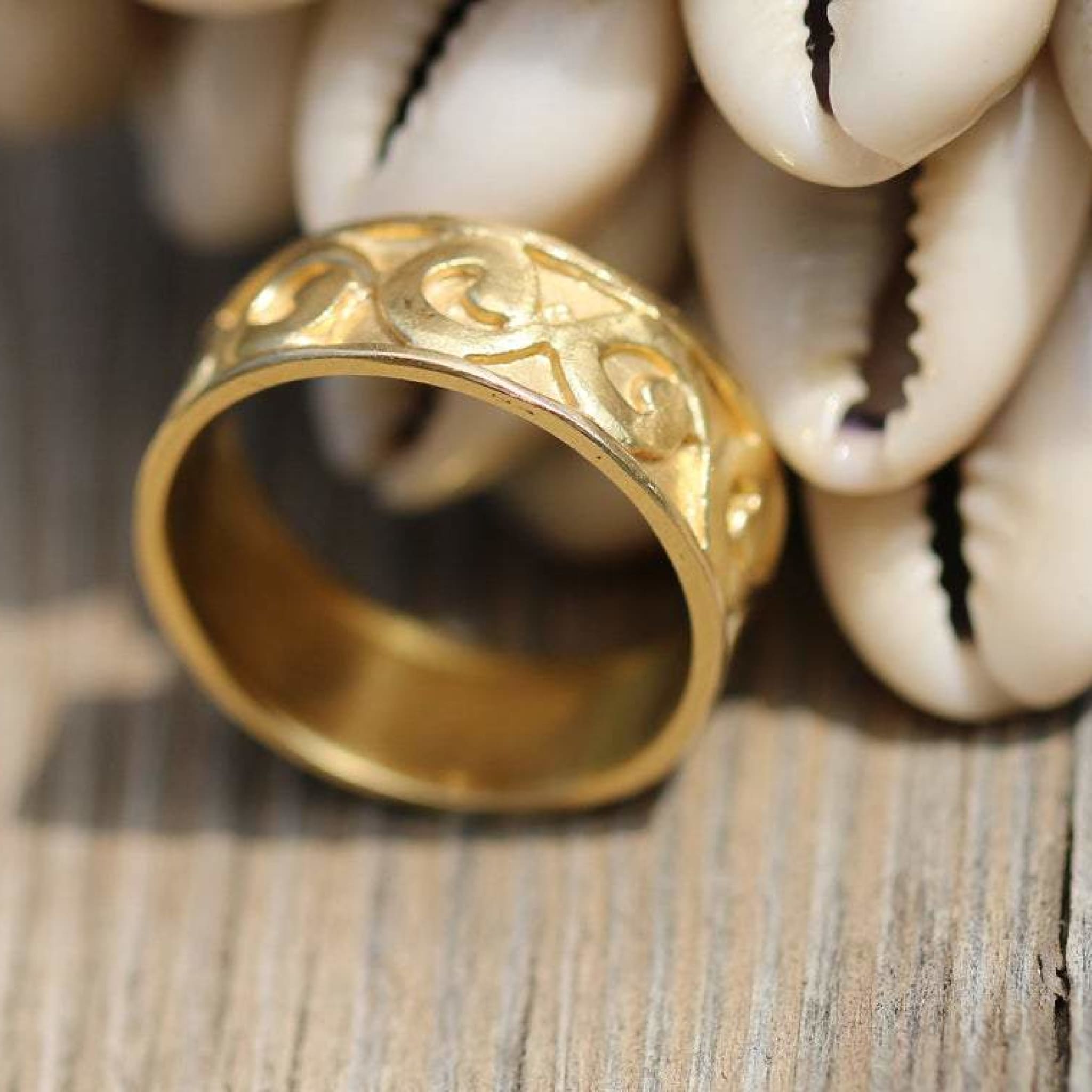 Detailed Gold Textured Ring Jewelry